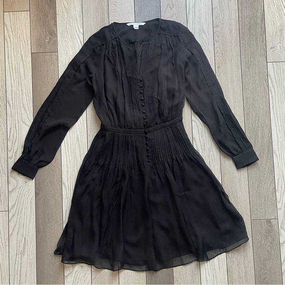 Diane Von Furstenberg Black Pleated Sundress with Bishop Sleeves - Picture 1 of 6
